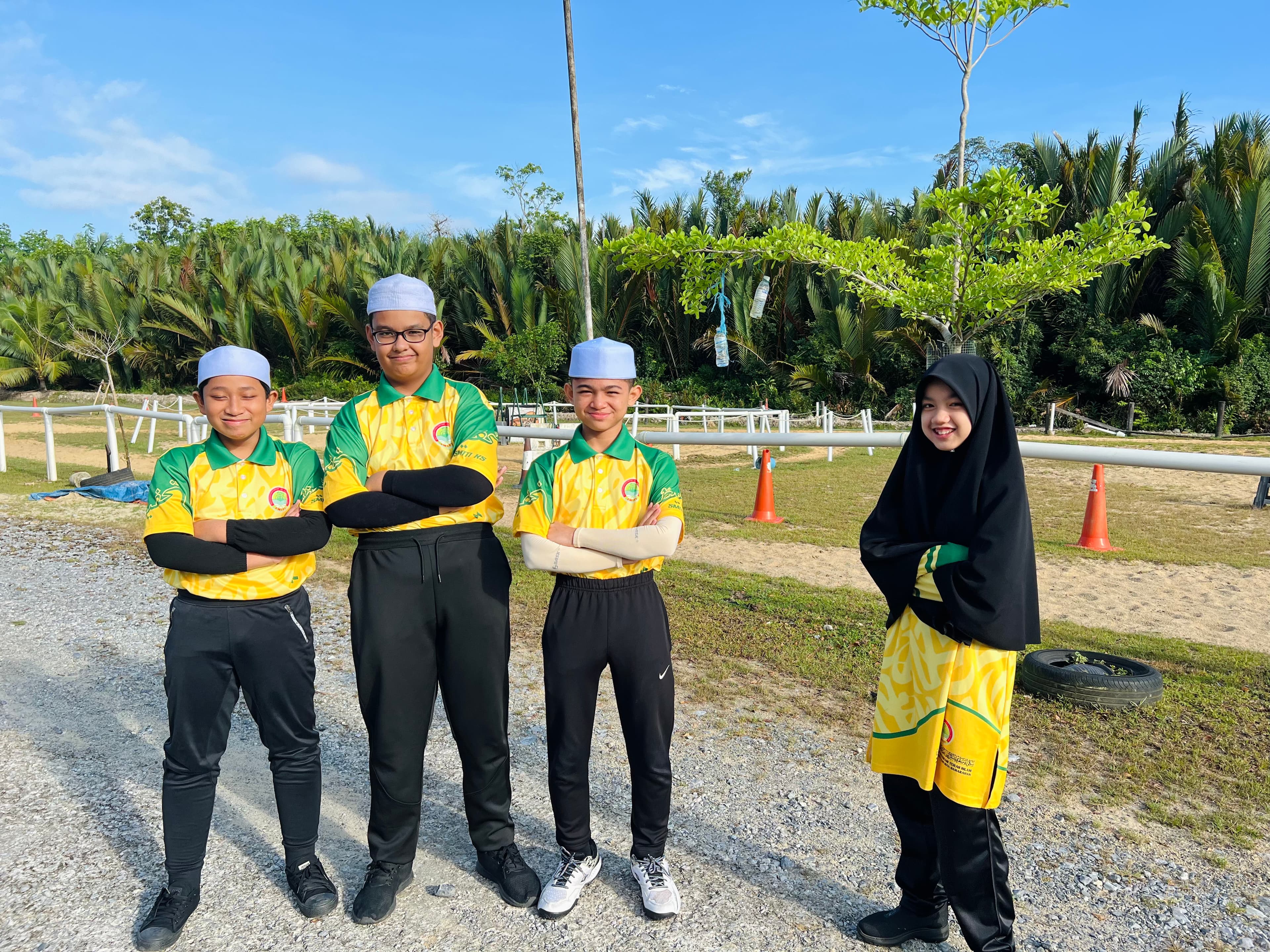 LATIHAN MEMANAH & BERKUDA — gambar 12