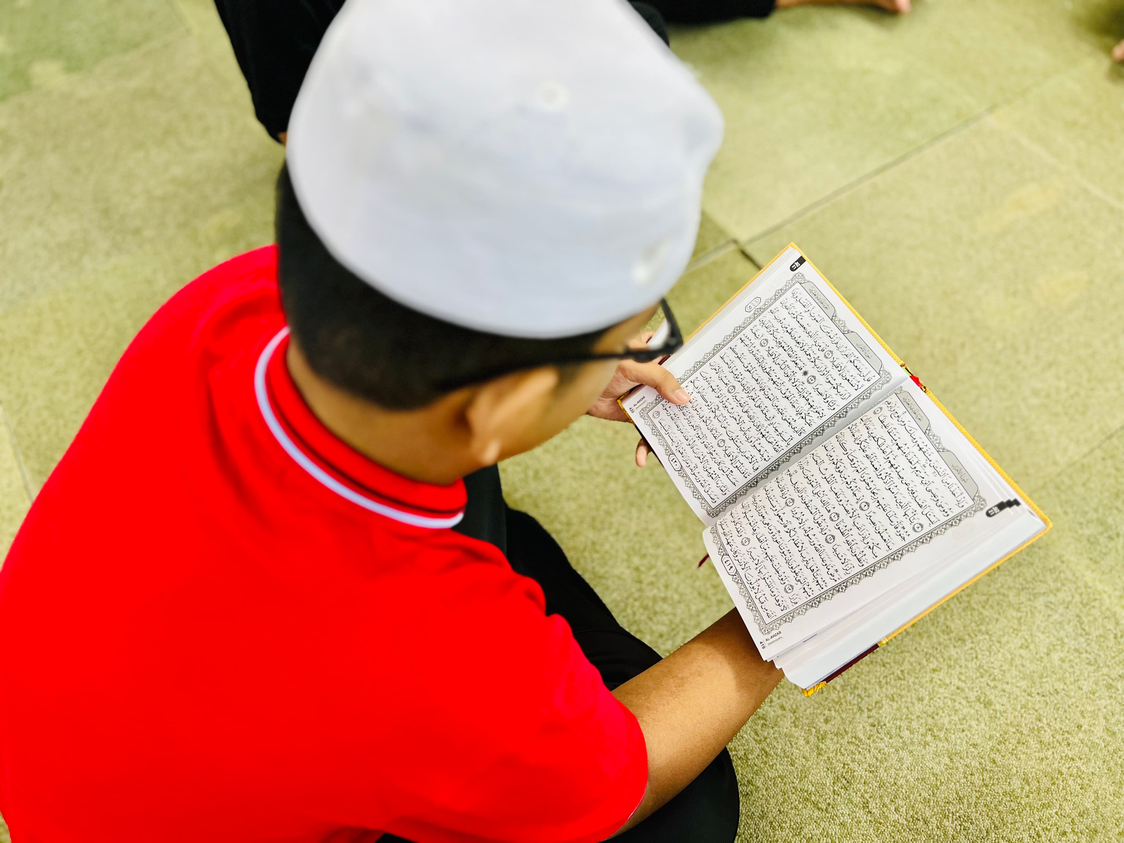 TADARUS AL-QURAN — gambar 11